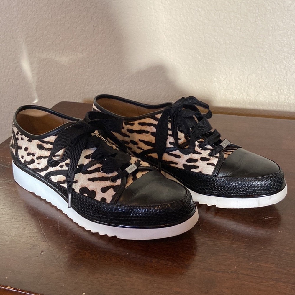 Donald Pliner Sneakers